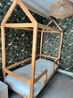 Huisjesbed 200x90, Kinderen en Baby's, Kinderkamer | Bedden, Ophalen, 85 tot 100 cm, Zo goed als nieuw, Lattenbodem