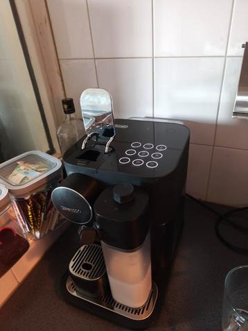 Nespresso Gran Lattissima - Koffiezetapparaat beschikbaar voor biedingen