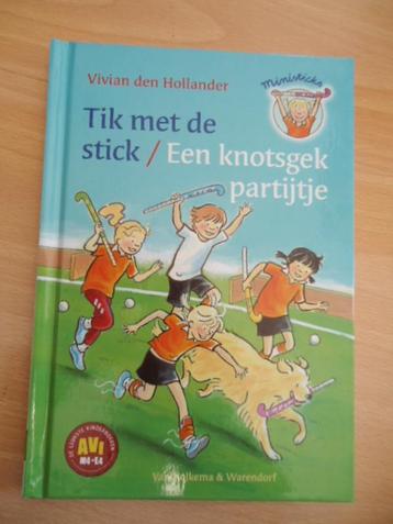 Ministicks: Tik met de stick & Een knotsgek partijtje AVI M4 beschikbaar voor biedingen