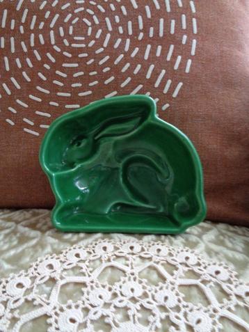 Brocante Groene Puddingvorm Haas ** Mimosa ** beschikbaar voor biedingen
