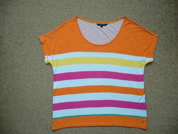 Tommy Hilfiger shirt mt S - M slechts 1 x gedragen, Kleding | Dames, T-shirts, Zo goed als nieuw, Maat 38/40 (M), Overige kleuren