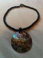 Ketting met Parelmoer Hanger, Sieraden, Tassen en Uiterlijk, Kettingen, Zwart, Ophalen of Verzenden, Zo goed als nieuw, Overige materialen