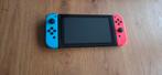 Nintendo Switch met doos en accessoires, Spelcomputers en Games, Games | Nintendo Switch, Avontuur en Actie, Gebruikt, Online