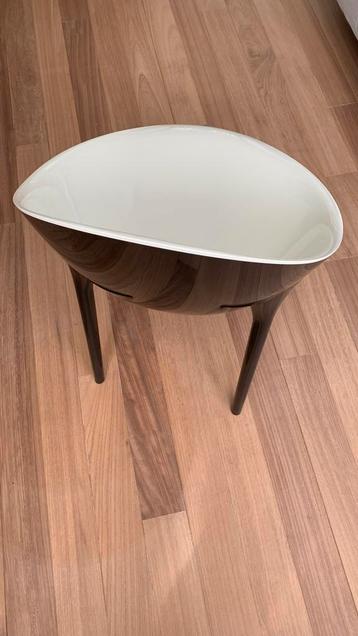 Twee stuks Philip Starck Mr. Impossible stoelen beschikbaar voor biedingen