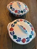 2 Boerenbont Dekschalen 483A - Prachtige set!, Ophalen, Gebruikt, Schaal of Schalen, Aardewerk