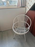 Grappig wit stoeltje, Huis en Inrichting, Ophalen, Gebruikt, Wit, Riet of Rotan