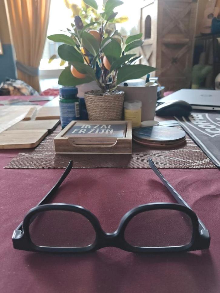 3D Bril - Perfect voor Filmavonden, Audio, Tv en Foto, Televisie-accessoires, Zo goed als nieuw, Ophalen of Verzenden