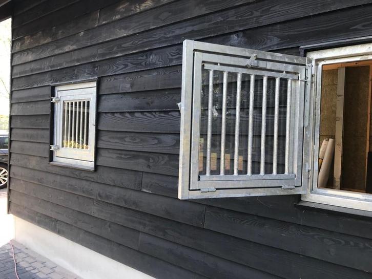 tralieraam draaikiep raam, Dieren en Toebehoren, Stalling en Weidegang, Stalling