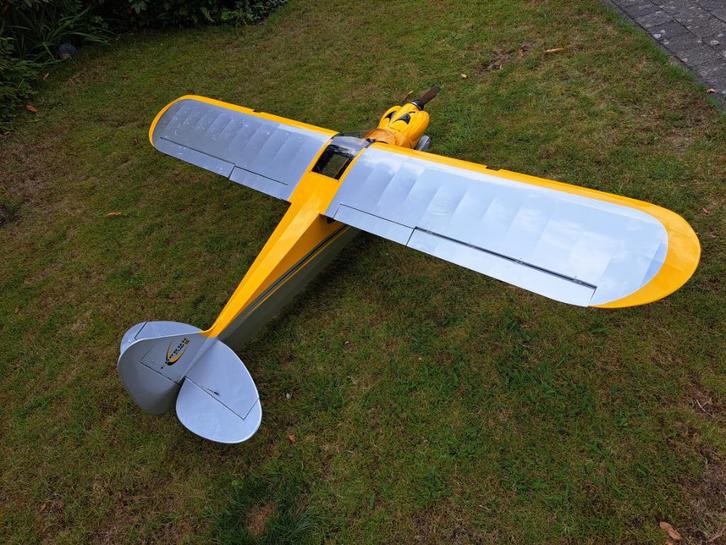 Hangar 9 - Carbon Cub 15cc, Hobby en Vrije tijd, Modelbouw | Radiografisch | Vliegtuigen, Zo goed als nieuw, Nitro, Ophalen