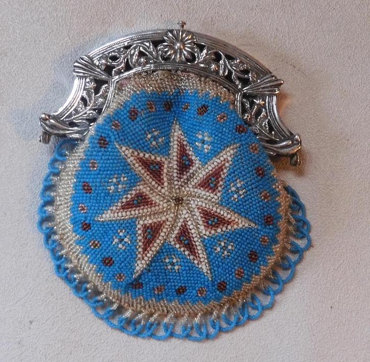 Nederlands zilveren beugelbeursje, Antiek en Kunst, Antiek | Goud en Zilver, Zilver, Ophalen of Verzenden