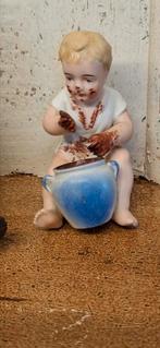 Beeldje, Antiek en Kunst, Antiek | Porselein, Ophalen of Verzenden