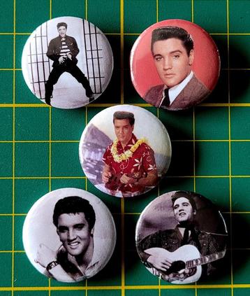 Elvis Presley buttons beschikbaar voor biedingen