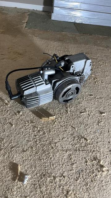 Puchblok 65 cc beschikbaar voor biedingen