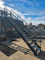 Stalen trap antraciet. Hoog 3,25 mtr. Nob140, Doe-het-zelf en Verbouw, Ladders en Trappen, Ophalen, Zo goed als nieuw, 2 tot 4 meter