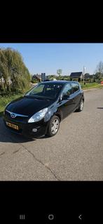 Hyundai i20 1.2 5-DRS 2011 Zwart, Auto's, Hyundai, 450 kg, 4 cilinders, Zwart, Origineel Nederlands