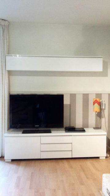 Tv kastje met bovenkast wit hoogglans