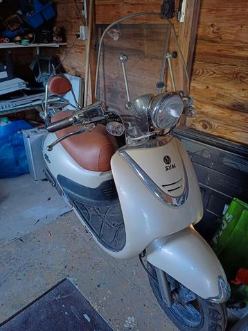 Sym scooter beschikbaar voor biedingen