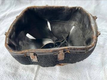 Binnenwerk Franse helm Adrian model 1926 beschikbaar voor biedingen