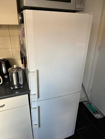 liebherr koelkast vriezer cun 3123 comfort no frost beschikbaar voor biedingen