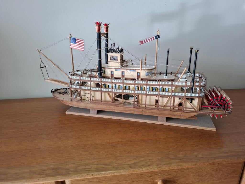 Mississippi radarstoomboot (modelbouw), Hobby en Vrije tijd, Ophalen, Nieuw