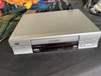 Aaangeboden Jvc video cassette recorder HR-V505E, Audio, Tv en Foto, Videospelers, Ophalen, Zo goed als nieuw