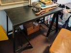 Mooi Ikea bureau zwart. Ophalen Groningen stad, Ophalen of Verzenden, Gebruikt
