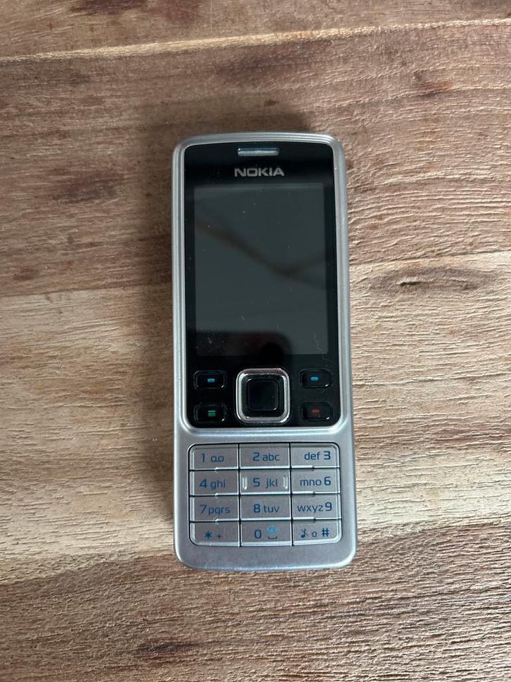 Nokia Klassieke Telefoon - Zilver, Telecommunicatie, Mobiele telefoons | Nokia, Gebruikt, Zonder abonnement, Zonder simlock, Klassiek of Candybar