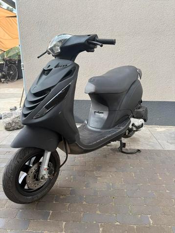 Piaggio zip 4t 50cc carburateur Brom Mat zwart beschikbaar voor biedingen