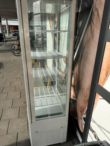 koelvitrine  beschikbaar voor biedingen