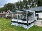 Thule Omnistor 5200 3 m breed met zij en voorwanden, Caravans en Kamperen, Voortenten en Luifels, Ophalen of Verzenden, Zo goed als nieuw