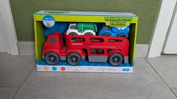 Nieuw! Vrachtauto Transport Truck beschikbaar voor biedingen