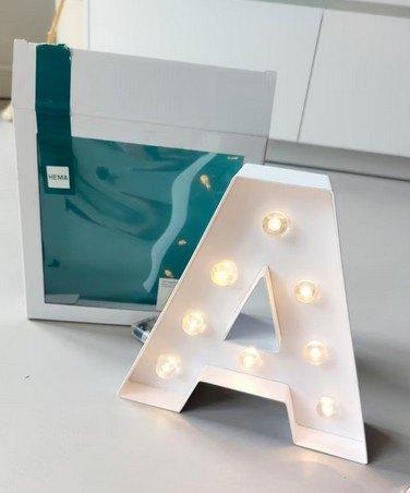 Hema trendy Letter Marquee Licht lamp - Decoratie, Huis en Inrichting, Lampen | Tafellampen, Nieuw, Minder dan 50 cm, Overige materialen