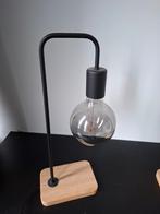 2 x Tafellamp / nachtkastje, 30 tot 60 watt, Halogeen (gloei)lamp, Zo goed als nieuw, E27 (groot)