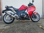 Honda VFR 1200 F  dct, ABS, 4 cilinders, Motorrijbewijs A, 1237 cc