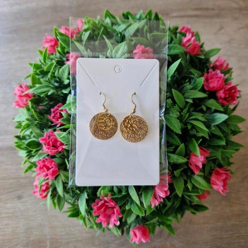 Goudkleurige rvs oorbellen. 'Dubbelrond.', Sieraden, Tassen en Uiterlijk, Oorbellen, Zo goed als nieuw, Overige materialen, Goud