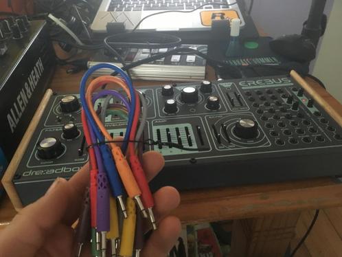 Dreadbox Erebus V3 analog semi modular desktop synth, Muziek en Instrumenten, Synthesizers, Zo goed als nieuw, Overige aantallen