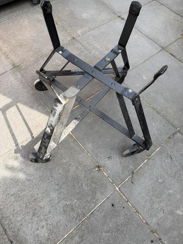 Green egg nest Large + nieuwe set wielen beschikbaar voor biedingen