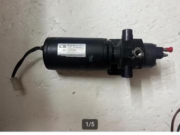 LS Groupe RV2 24 volt hydraulische pomp Bieden beschikbaar voor biedingen