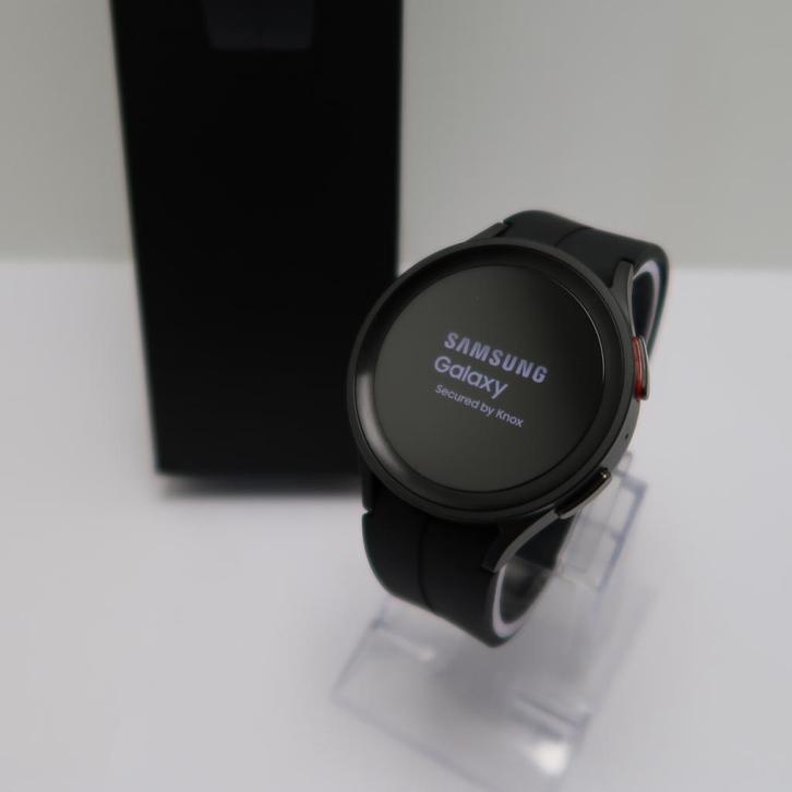 Samsung Galaxy Watch 5 Pro 45mm GPS | in Zeer Nette Staat, Sieraden, Tassen en Uiterlijk, Smartwatches, Zo goed als nieuw