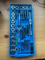 40-delige tapset - bijna nieuw, Ophalen of Verzenden, Zo goed als nieuw