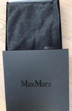 Prachtig Shawl MAX MARA NIEUW, Kleding | Dames, Mutsen, Sjaals en Handschoenen, Nieuw, Ophalen of Verzenden, Sjaal, Maat 46/48 (XL) of groter