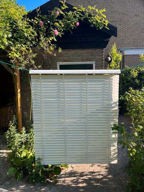 Twee houten lamellen 142 x 160, Huis en Inrichting, Stoffering | Gordijnen en Lamellen, Gebruikt, 150 tot 200 cm, 100 tot 150 cm
