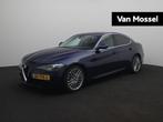 Alfa Romeo Giulia 2.2d 180pk Aut. Super | Navi | Leder | Cam, Auto's, Achterwielaandrijving, Gebruikt, Euro 6, 4 cilinders