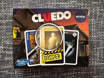 Cluedo kaartspel  beschikbaar voor biedingen