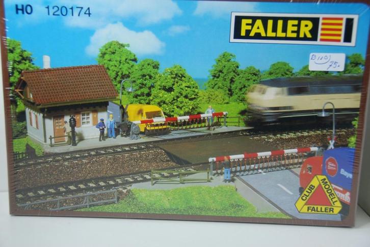 [B110] faller overweg HO, Hobby en Vrije tijd, Modeltreinen | H0, Nieuw, Wagon, Gelijkstroom of Wisselstroom, Overige merken, Verzenden