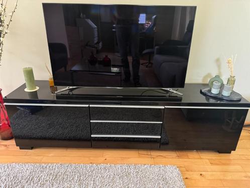 Fraai TV meubel, kleur zwart, Huis en Inrichting, Kasten | Televisiemeubels, Gebruikt, Minder dan 100 cm, 150 tot 200 cm, 25 tot 50 cm