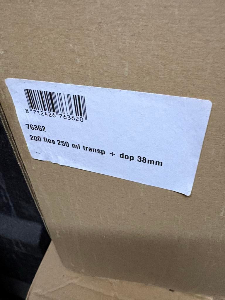 200 Transparante Flesjes met Dop - 250ml, Ophalen