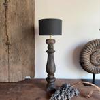 Sobere Balusterlamp Aura Peeperkorn Unique Finish, Huis en Inrichting, Lampen | Tafellampen, Hout, 50 tot 75 cm, Nieuw, Frieda Dorresteijn, Sober, Aura Peeperkorn, Hoffz, Landelijk