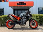 KTM 890 DUKE GP (bj 2023), 2 cilinders, KTM, Motorrijbewijs A, Onbekend