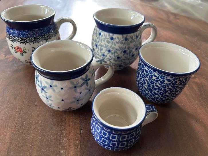 Bunzlau mokken, Huis en Inrichting, Keuken | Servies, Zo goed als nieuw, Kop(pen) en/of Schotel(s), Overige stijlen, Keramiek